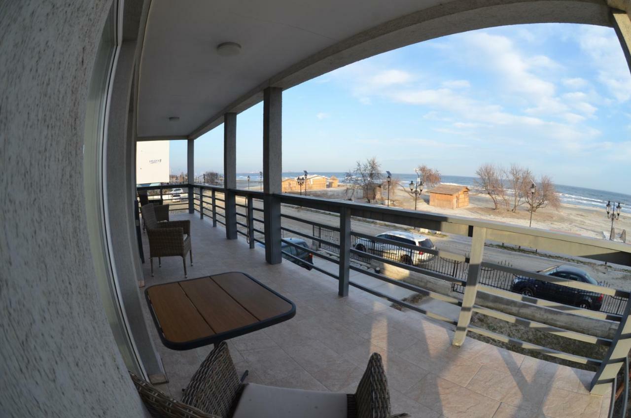 California Dreaming Hotel Năvodari Екстериор снимка